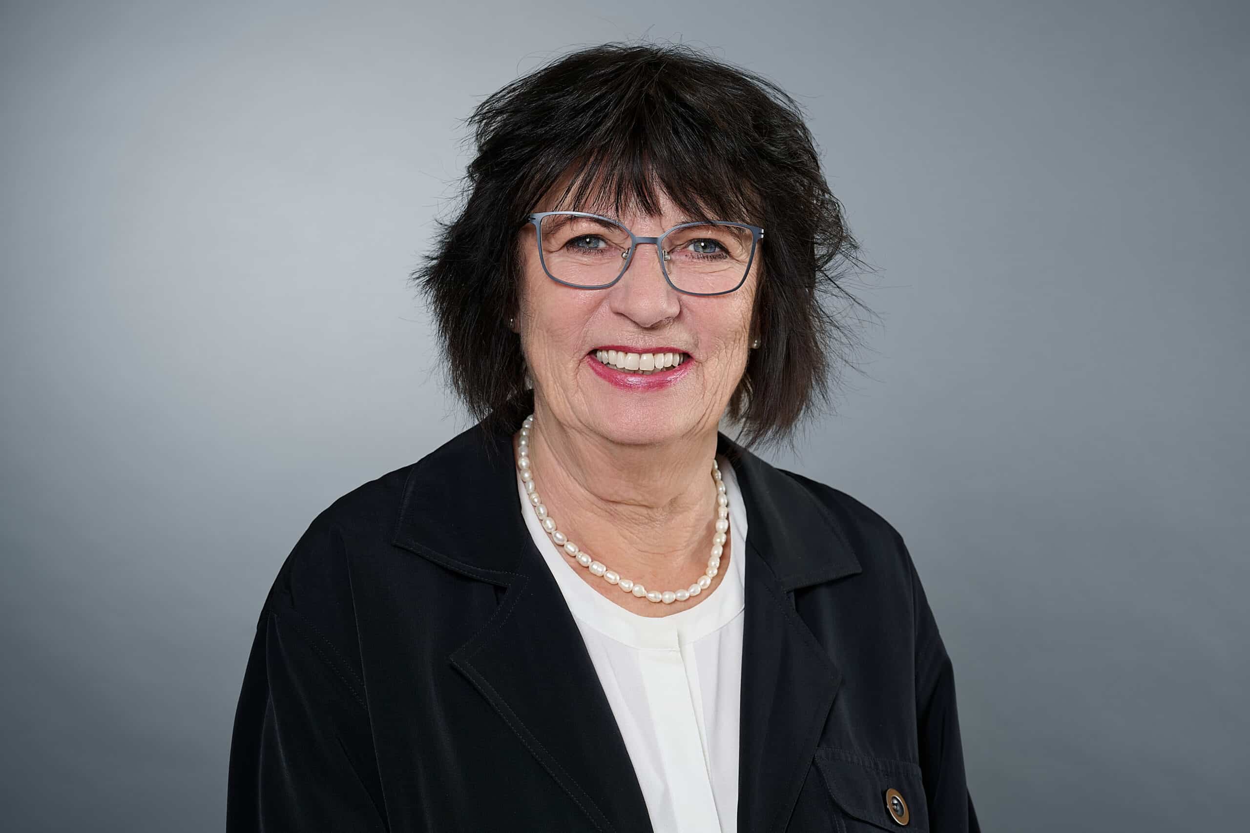 Ageba Gruppe - Edith Billeter